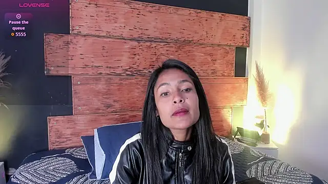 Snapshot of Fernanda_liie_ chatting on June 22, 12:13 pm Fernanda liie online show from June 22, 12:13 pm