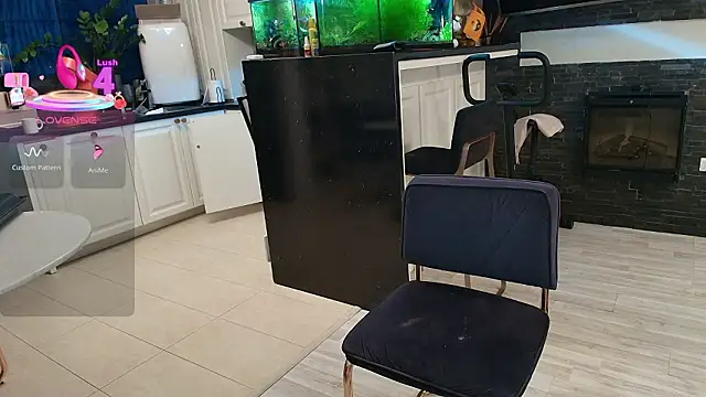 Layla- online show from March 15, 10:27 pm