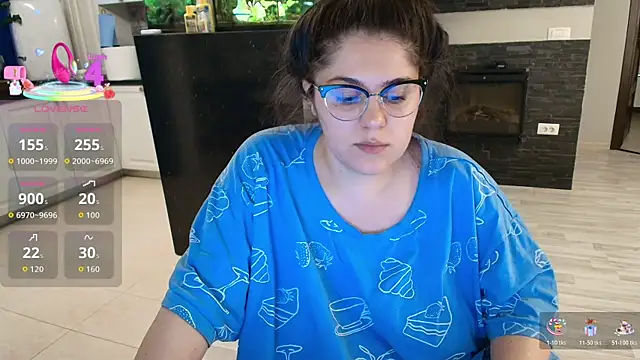 Layla- online show from April 21, 9:37 am