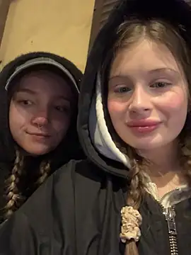 melicious  online show from March 5, 7:49 pm