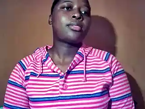 sexyhips2001 online show from October 20, 7:36 pm