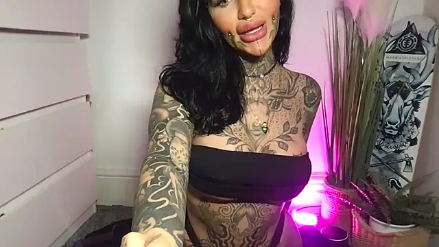 Peaches and the Cream online show from March 5, 8:49 pm