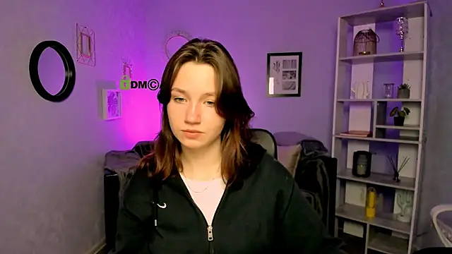 helli belli online show from March 12, 8:10 pm