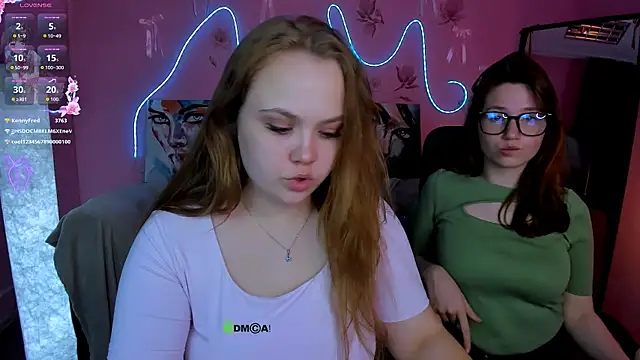 Snapshot of helli_belli chatting on June 14, 2:24 am helli belli online show from June 14, 2:24 am