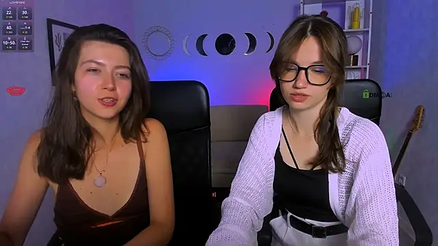 Snapshot of helli_belli chatting on July 28, 8:52 pm helli belli online show from July 28, 8:52 pm