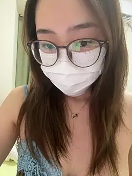 Snapshot of xiaoyusu-88 chatting on July 19, 3:27 pm xiaoyusu-88 online show from July 19, 3:27 pm