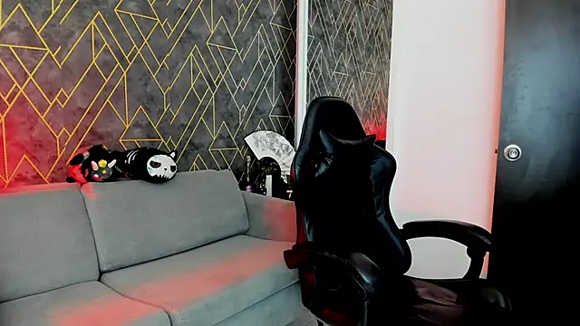 Tahara Romanov online show from February 23, 5:10 pm