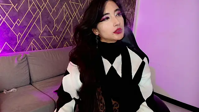 Snapshot of Tahara_Romanov chatting on May 5, 3:09 pm Tahara Romanov online show from May 5, 3:09 pm