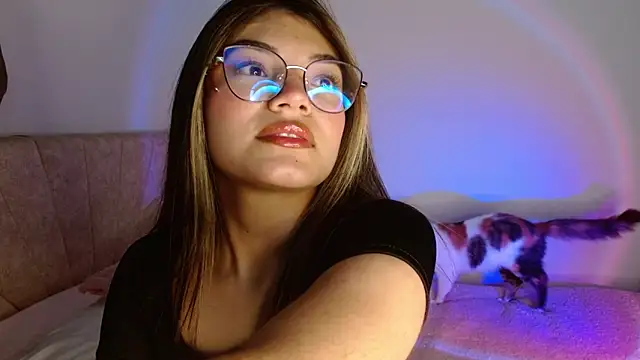  Camilaaa  online show from March 19, 5:08 am