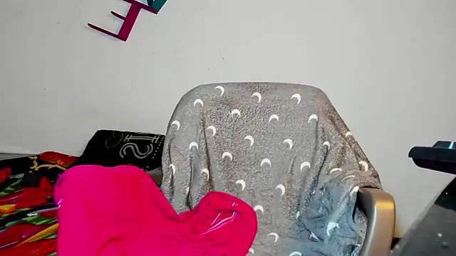 lady marianita  online show from November 13, 1:21 pm