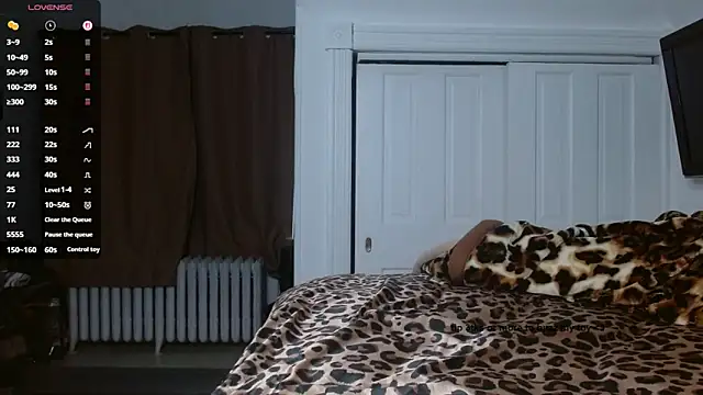 autumnb712 online show from February 22, 11:25 pm