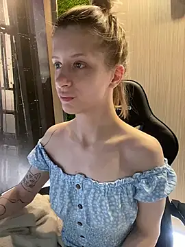 amorearte m online show from March 14, 12:10 am