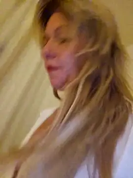 Melody73 online show from October 22, 5:08 am