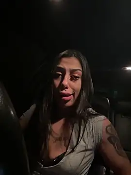 Snapshot of lex-llexiiii27 chatting on December 19, 6:26 pm lex-llexiiii27 online show from December 19, 6:26 pm