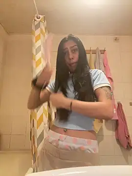 Snapshot of lex-llexiiii27 chatting on December 21, 3:52 pm lex-llexiiii27 online show from December 21, 3:52 pm