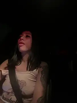 Snapshot of lex-llexiiii27 chatting on March 22, 7:50 pm lex-llexiiii27 online show from March 22, 7:50 pm