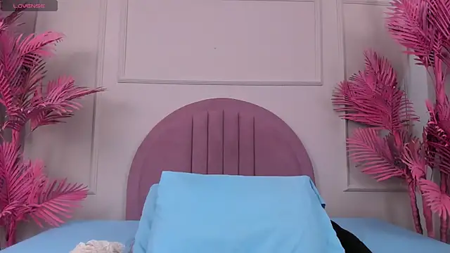 Hanaahquinn online show from November 21, 11:42 am