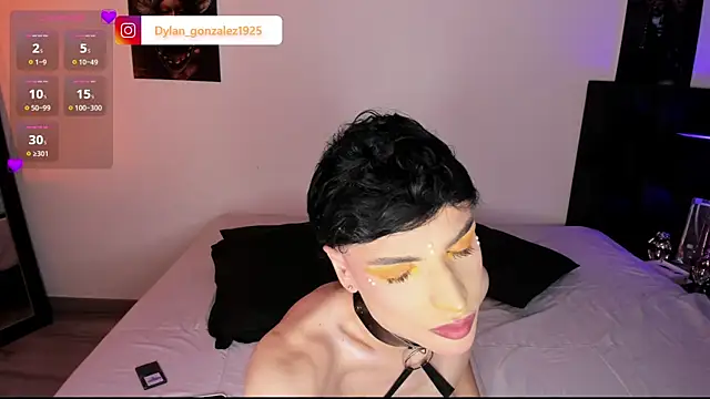 Snapshot of Dylan_Turnerr chatting on June 17, 6:05 am Dylan Turnerr online show from June 17, 6:05 am