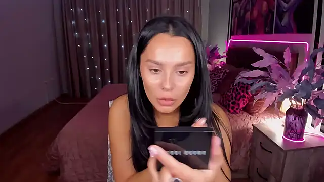 DanaSincere online show from October 13, 3:50 am