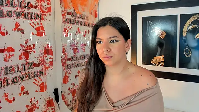 emilyy cooperr online show from November 4, 12:04 pm