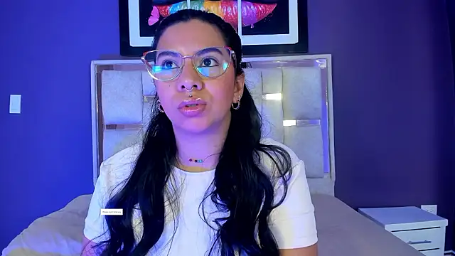 emilyy cooperr online show from February 5, 12:10 pm