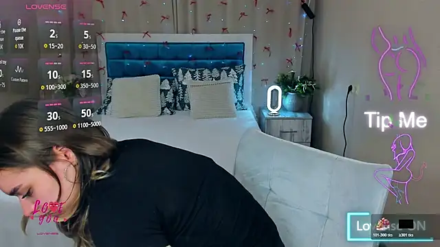 EmelyMason online show from February 11, 5:01 am