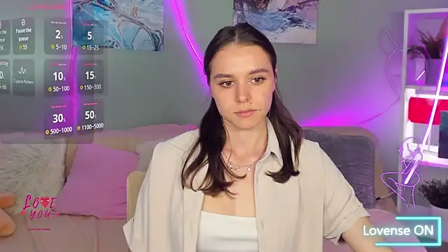 Snapshot of EmelyMason chatting on May 19, 7:37 am EmelyMason online show from May 19, 7:37 am