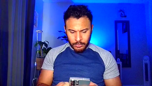 HotLatin69 online show from February 5, 7:40 pm