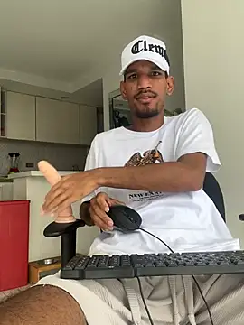 Miguel bigcock online show from February 19, 3:19 pm