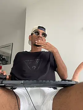 Miguel bigcock online show from February 22, 9:57 pm