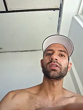 Snapshot of geneS1S49 chatting on November 18, 3:49 pm geneS1S49 online show from November 18, 3:49 pm