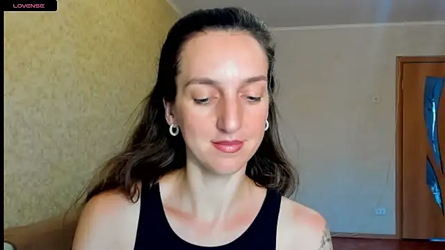 Snapshot of desired_zzoya chatting on June 28, 2:34 pm desired zzoya online show from June 28, 2:34 pm