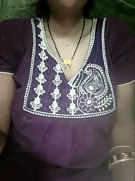 Sexyradha  online show from April 21, 10:45 pm