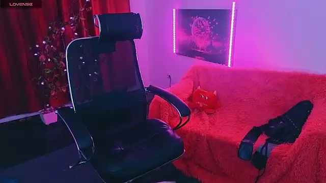 Miss Alice Silver online show from May 24, 4:34 pm