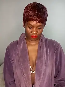 Missvixen81 online show from June 10, 4:45 am