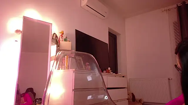 MiaKnoxxx online show from December 21, 9:44 pm