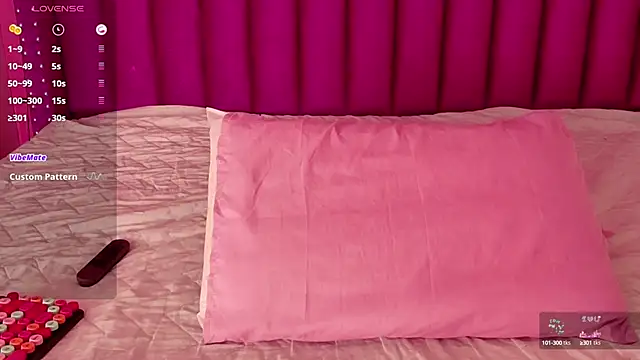 Snapshot of playfulcurvy chatting on September 13, 7:57 pm playfulcurvy online show from September 13, 7:57 pm