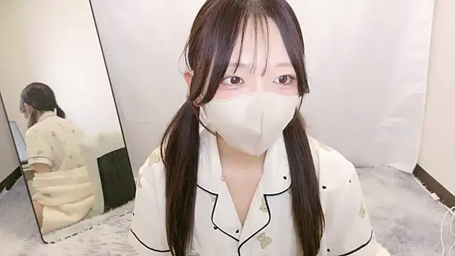 mami-pokoch online show from October 21, 1:56 pm