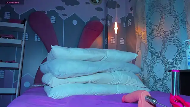 sweetiepeach  online show from November 30, 4:16 am