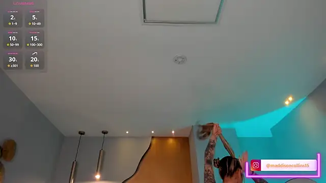 MaddisonCollins online show from April 10, 12:10 pm