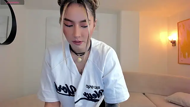 Snapshot of MaddisonCollins chatting on May 19, 8:26 pm MaddisonCollins online show from May 19, 8:26 pm
