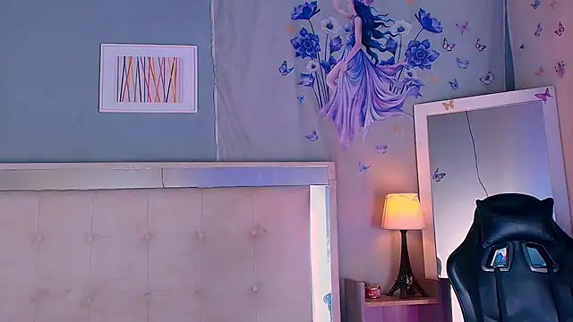 Emily Castillo 1 online show from April 14, 4:40 am