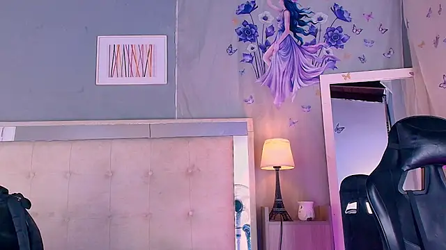 Emily Castillo 1 online show from April 23, 4:57 am