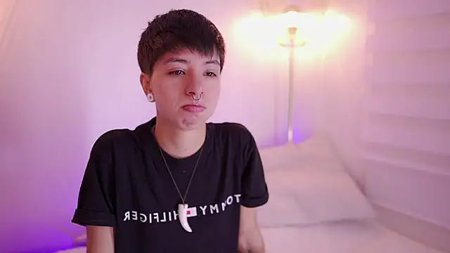 tommy blue online show from February 2, 4:27 pm