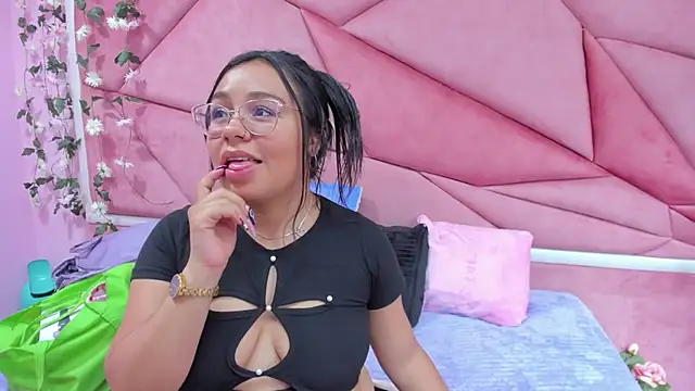  Violeta 18 online show from October 12, 3:44 pm