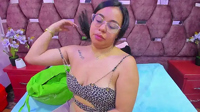  Violeta 18 online show from November 11, 2:55 am