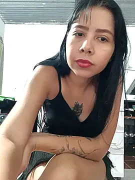 Snapshot of Candy-Body chatting on March 10, 6:38 am Candy-Body online show from March 10, 6:38 am