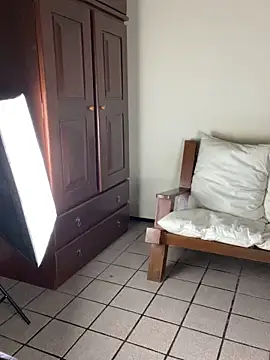 Snapshot of Dasul_ chatting on March 4, 12:18 am Dasul online show from March 4, 12:18 am