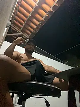 Snapshot of Dasul_ chatting on February 28, 6:03 am Dasul online show from February 28, 6:03 am