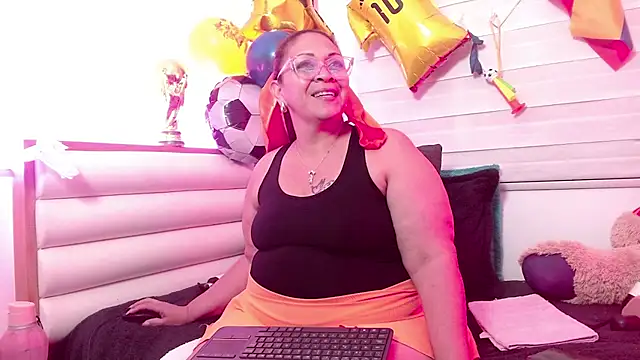 scarlettbooty online show from June 19, 11:03 am